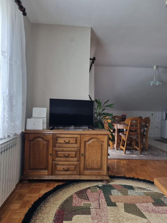 Apartman Dubravcic Appartement Otočac Buitenkant foto