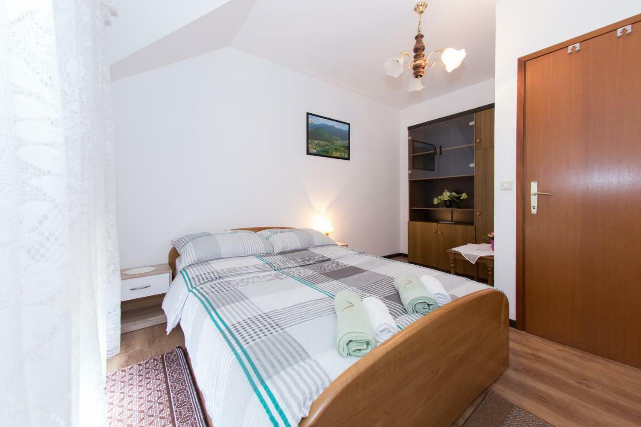 Apartman Dubravcic Appartement Otočac Buitenkant foto