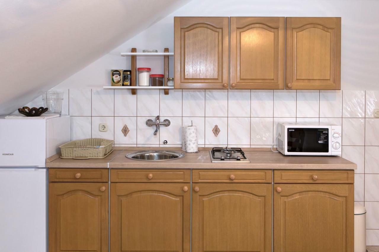Apartman Dubravcic Appartement Otočac Buitenkant foto